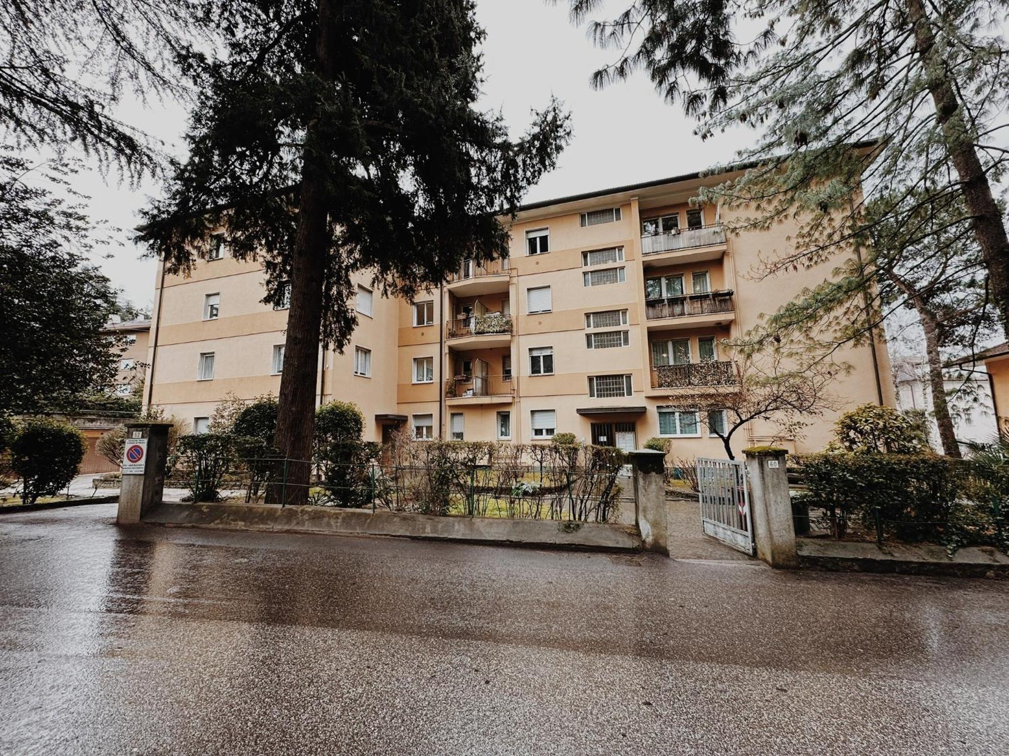Late Checkout Merano - 3 Zimmer, Sonnenterrasse, Garage Buitenkant foto